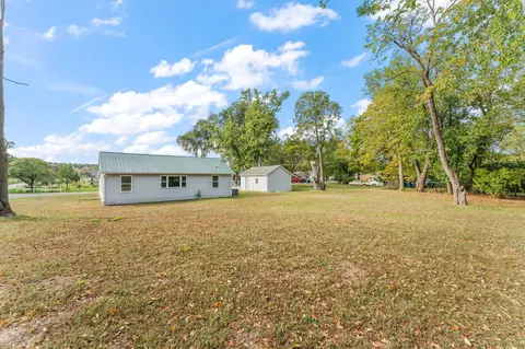 Exterior - 288 E Jackson St, Wheatfield, IN 46392 photo 6 of 7