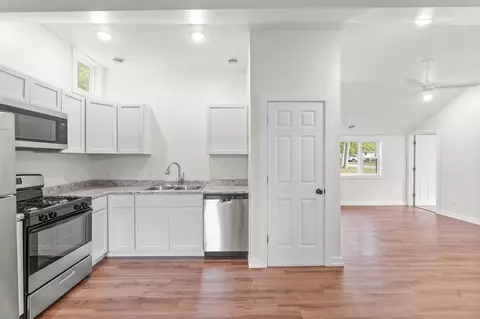 Entry Way - 288 E Jackson St, Wheatfield, IN 46392 photo 1 of 1