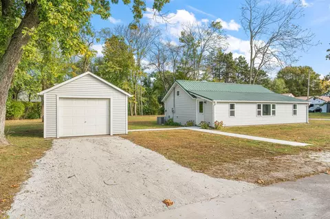 Exterior - 288 E Jackson St, Wheatfield, IN 46392 photo 1 of 7