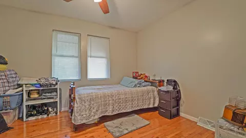 Bedroom - 4723-4725 Johnson Ave, Hammond, IN 46327 photo 4 of 4