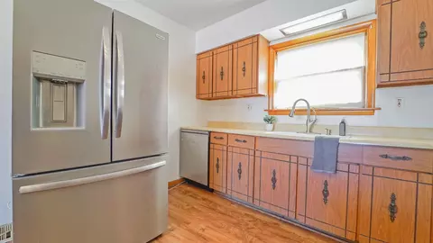 Kitchen - 4723-4725 Johnson Ave, Hammond, IN 46327 photo 2 of 6