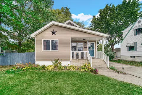 3629 Highway Ave, Highland, IN 46322