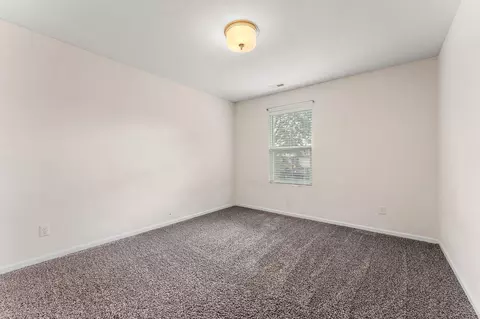 Bedroom - 6309 Summershade Dr, Portage, IN 46368 photo 3 of 4