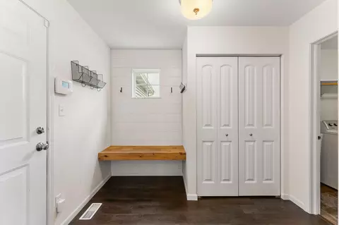 Entry Way - 6309 Summershade Dr, Portage, IN 46368 photo 2 of 2