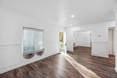 Entry Way - 1122 Bigger St, Gary, IN 46404 photo 1 of 2