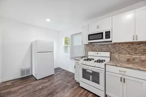 Kitchen - 1122 Bigger St, Gary, IN 46404 photo 2 of 2