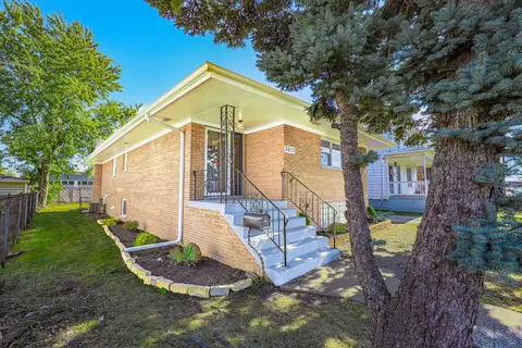 3613 Fir St, East Chicago, IN 46312