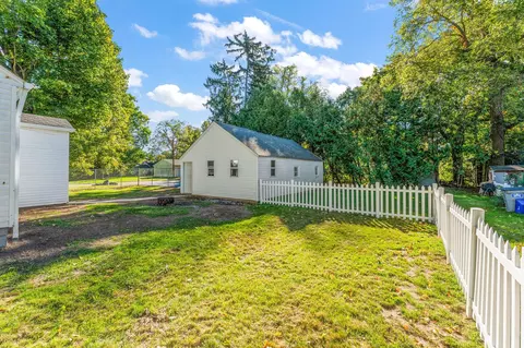 212 E Walker St, Rolling Prairie, IN 46371 photo 21