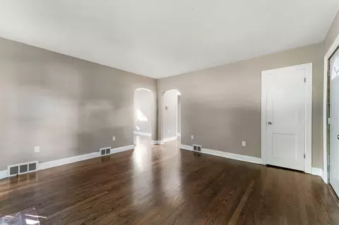 212 E Walker St, Rolling Prairie, IN 46371 photo 4