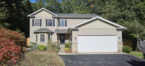 Exterior - 7916 Hemlock Ave, Gary, IN 46403 photo 1 of 18