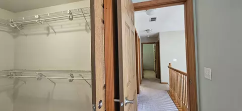 Entry Way - 7916 Hemlock Ave, Gary, IN 46403 photo 7 of 8