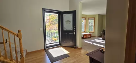 Entry Way - 7916 Hemlock Ave, Gary, IN 46403 photo 2 of 8