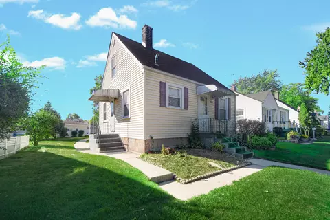 2940 Gibson Pl, Hammond, IN 46323