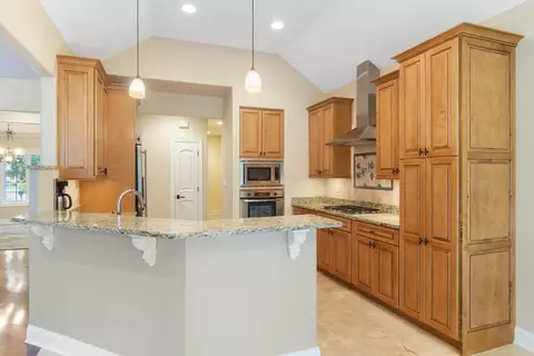 Kitchen - 910 Hawk Cir, Crown Point, IN 46307 photo 2 of 5