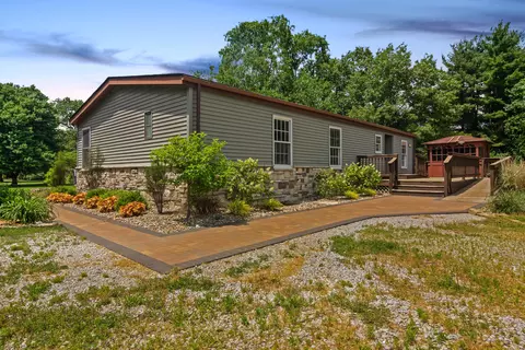 Exterior - 23102 Pierce St, Shelby, IN 46377 photo 1 of 3