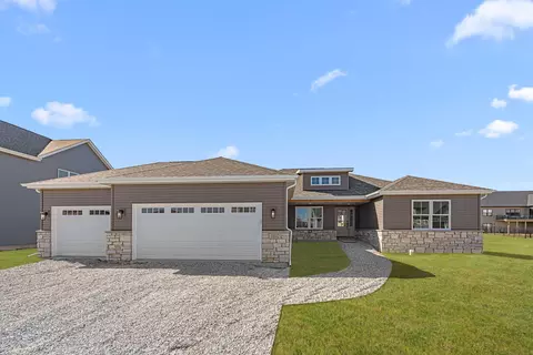 1269 77th Pl, Merrillville, IN 46410