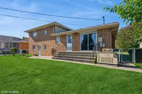 8237 Monroe Ave, Munster, IN 46321 photo 13