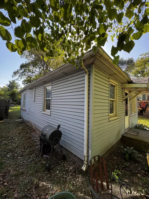 2207 W 48th Ave, Gary, IN 46408 photo 3