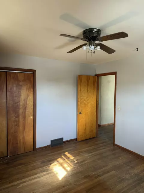204 E Main St, Lowell, IN 46356 photo 12