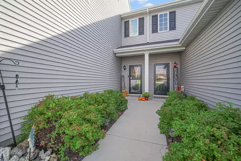 Exterior - 448 Greenbriar Ln, Lowell, IN 46356 photo 2 of 7