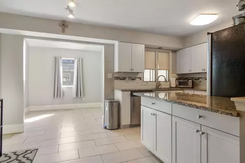 1847 Springvale Dr, Crown Point, IN 46307 photo 6