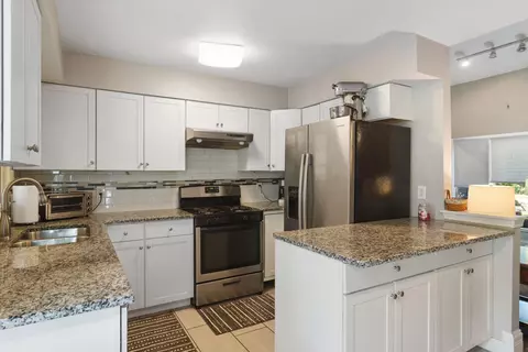 1847 Springvale Dr, Crown Point, IN 46307 photo 5