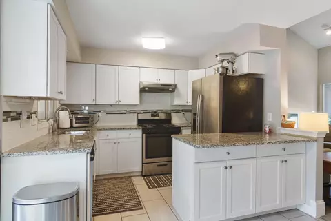 1847 Springvale Dr, Crown Point, IN 46307 photo 8