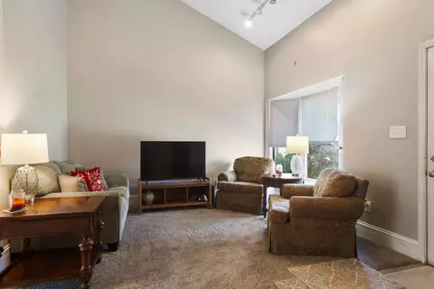 1847 Springvale Dr, Crown Point, IN 46307 photo 4