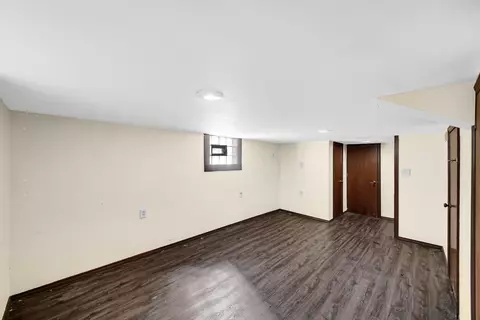 105 E 39th Ave, Gary, IN 46409 photo 10