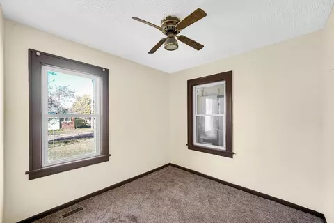 105 E 39th Ave, Gary, IN 46409 photo 6
