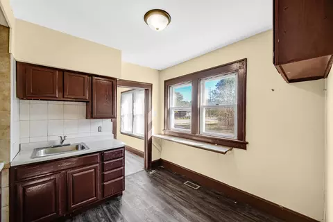 105 E 39th Ave, Gary, IN 46409 photo 3