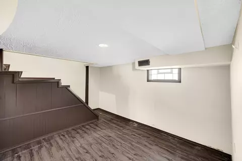 105 E 39th Ave, Gary, IN 46409 photo 7