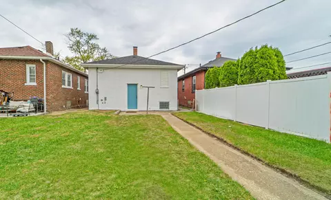 609 W 39th Ave, Gary, IN 46408 photo 28