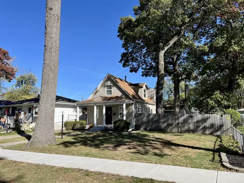 Exterior - 409 N Elmer St, Griffith, IN 46319 photo 1 of 9