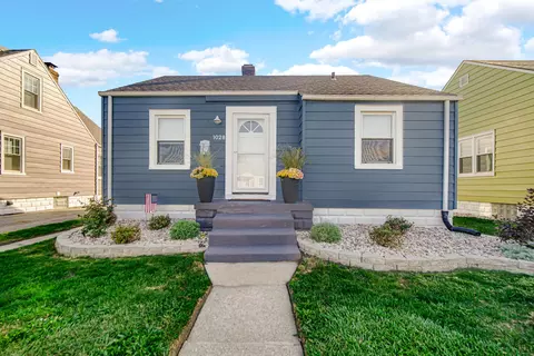 1028 177th Pl, Hammond, IN 46324