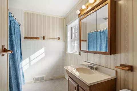 6225 Ash Ave, Gary, IN 46403 photo 7