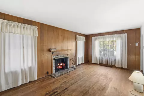 6225 Ash Ave, Gary, IN 46403 photo 3