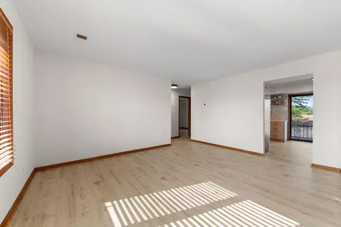 Living - 9634 Keilman St #2S, Saint John, IN 46373 photo 3 of 4