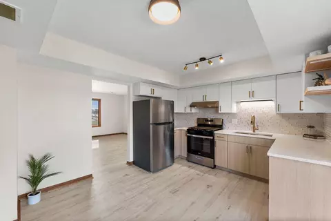 Kitchen - 9634 Keilman St #2S, Saint John, IN 46373 photo 1 of 4