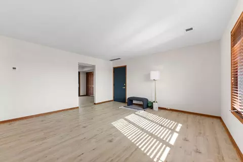 Living - 9634 Keilman St #2S, Saint John, IN 46373 photo 4 of 4