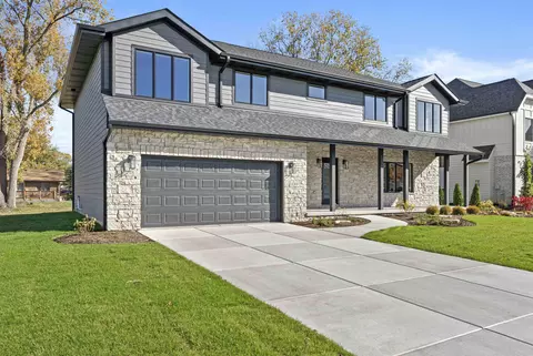 8209 Castle Dr, Munster, IN 46321 photo 3