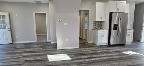 Entry Way - 425 Grant St, Gary, IN 46404 photo 10 of 23