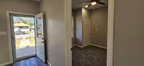 Entry Way - 425 Grant St, Gary, IN 46404 photo 14 of 23