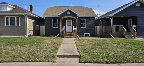 Exterior - 425 Grant St, Gary, IN 46404 photo 3 of 22