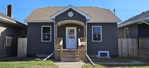 Exterior - 425 Grant St, Gary, IN 46404 photo 4 of 22