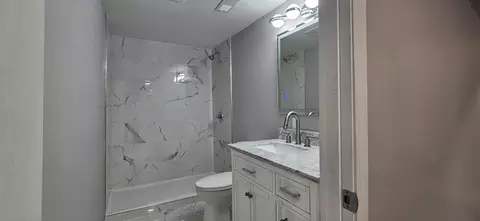 Bath - 425 Grant St, Gary, IN 46404 photo 6 of 14