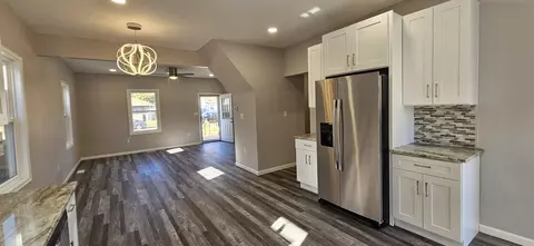 Entry Way - 425 Grant St, Gary, IN 46404 photo 5 of 23