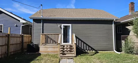 Exterior - 425 Grant St, Gary, IN 46404 photo 7 of 22
