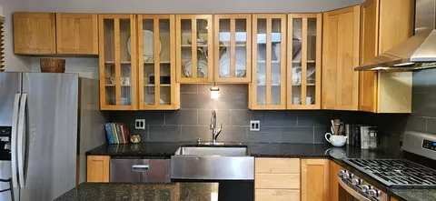 Kitchen - 6225 Forest Ave, Gary, IN 46403 photo 8 of 14