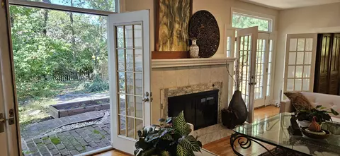 Entry Way - 6225 Forest Ave, Gary, IN 46403 photo 10 of 12